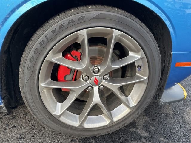 Used 2019 Dodge Challenger R/T w/ Plus Package image 10