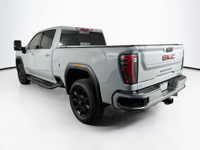 Used 2025 GMC Sierra 2500 AT4 w/ Technology Package AWD/4WD image 4