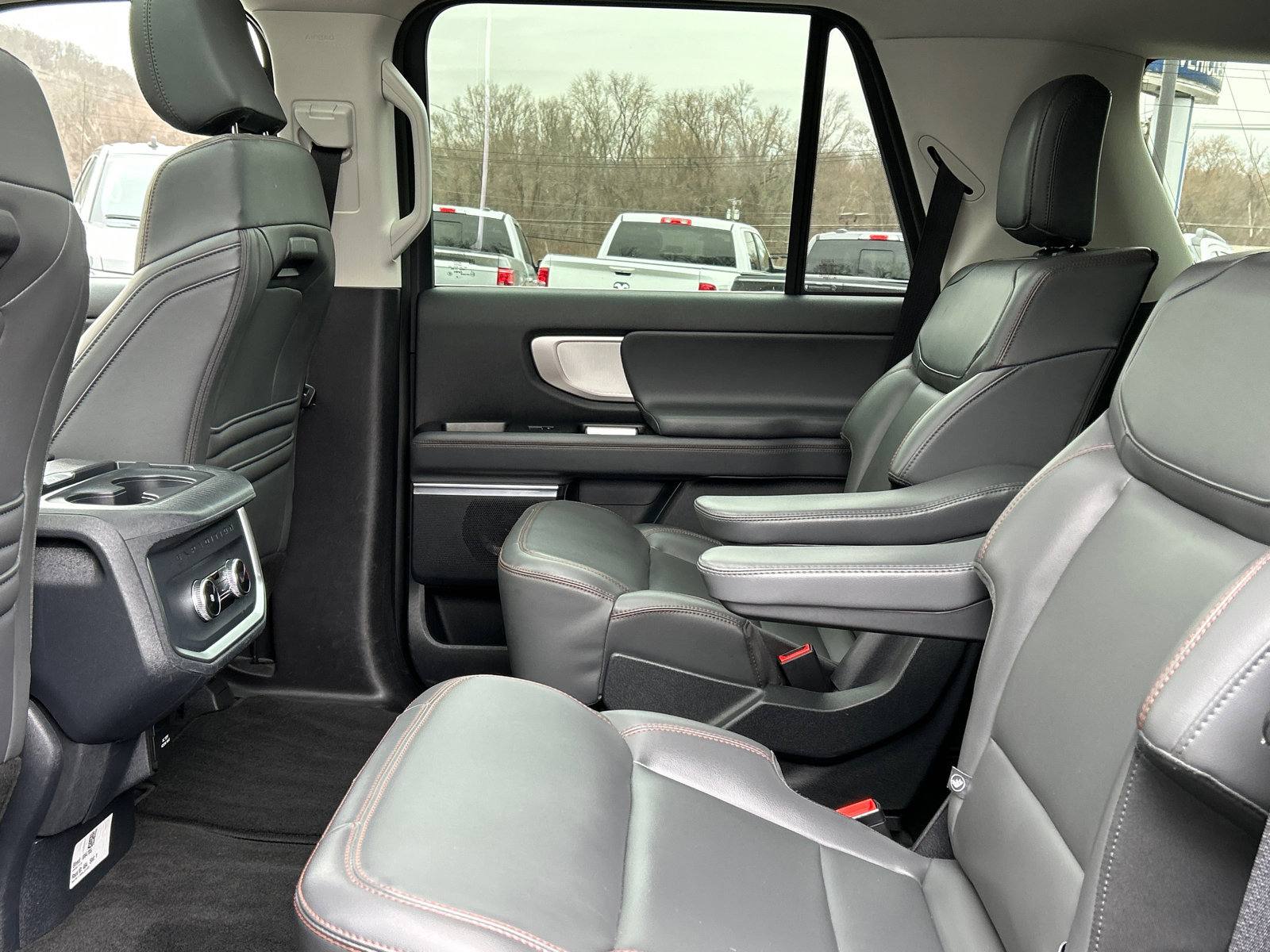 Certified 2025 Ford Expedition Active AWD/4WD image 20
