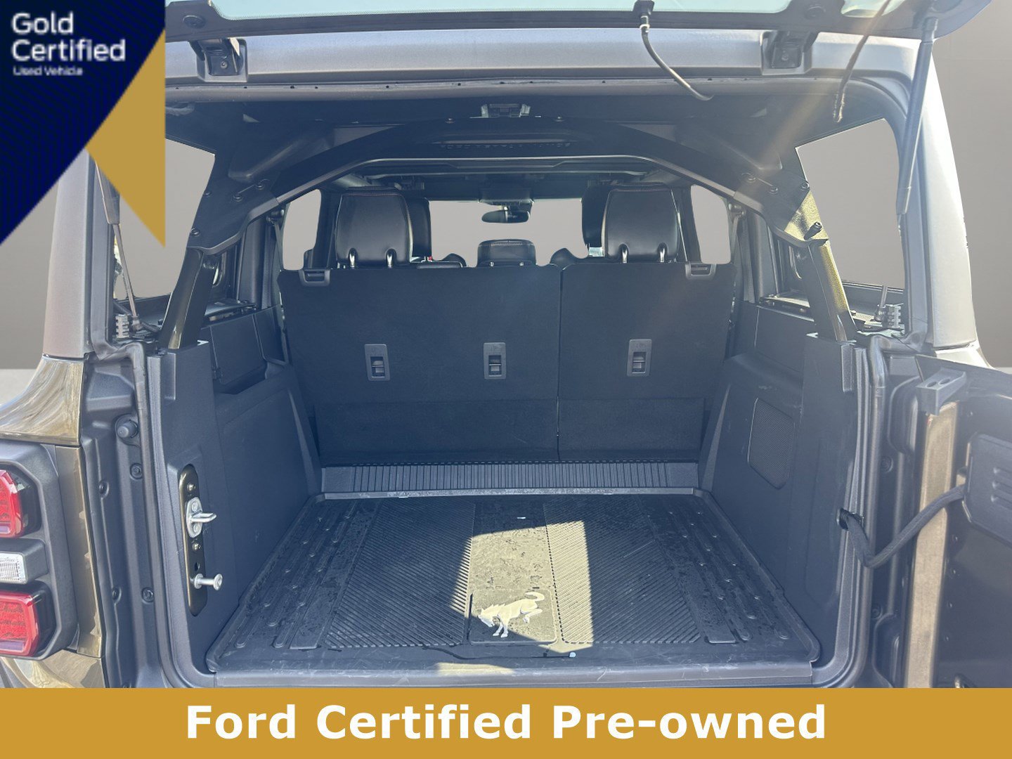 Certified 2024 Ford Bronco Raptor w/ Interior Carbon Fiber Pack 6 AWD/4WD image 8