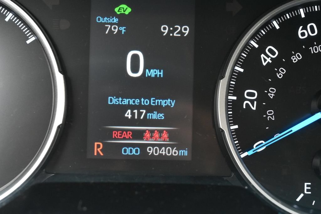 Used 2021 Toyota RAV4 LE AWD/4WD image 34