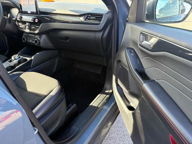 Certified 2024 Ford Escape ST-Line image 27