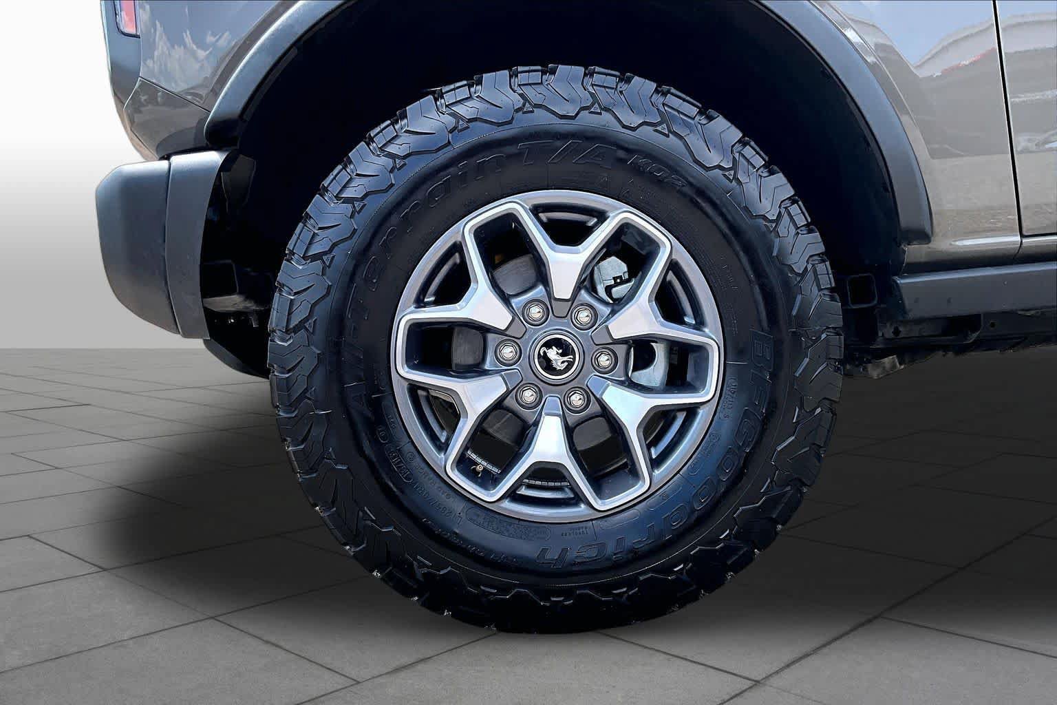 Certified 2025 Ford Bronco Badlands AWD/4WD image 13