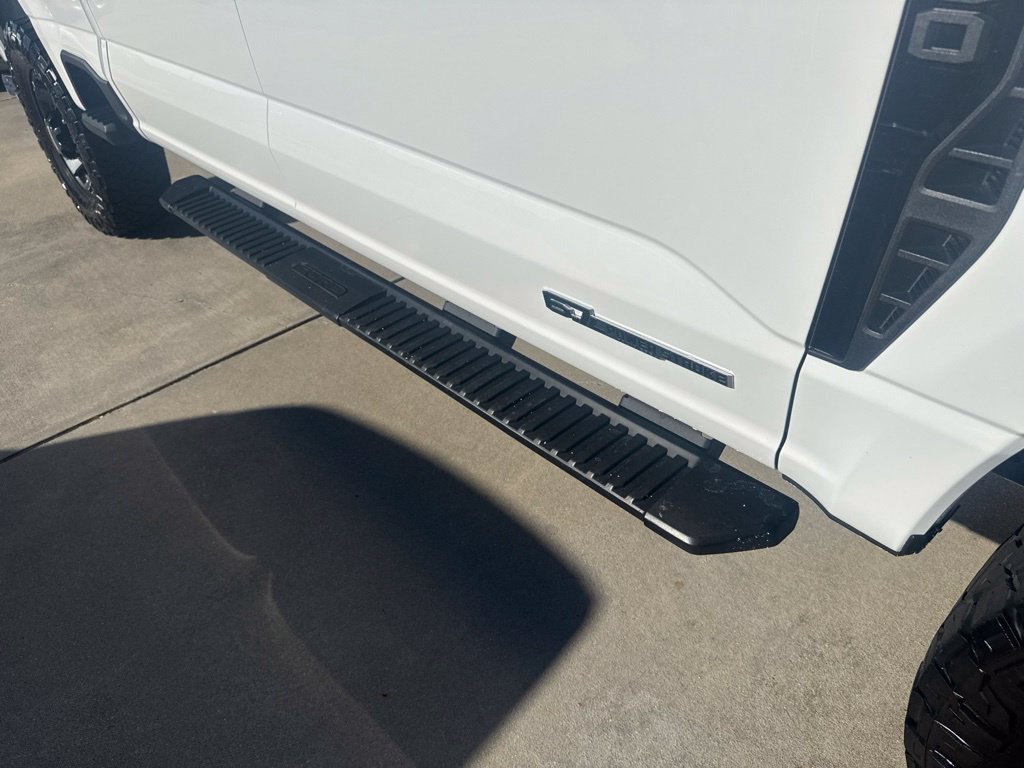 Certified 2024 Ford F250 Lariat w/ Sport Appearance Package AWD/4WD image 9