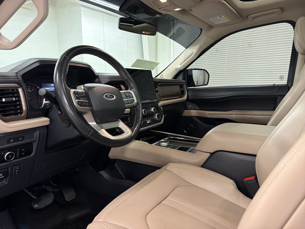 Certified 2023 Ford Expedition Limited RWD image 6