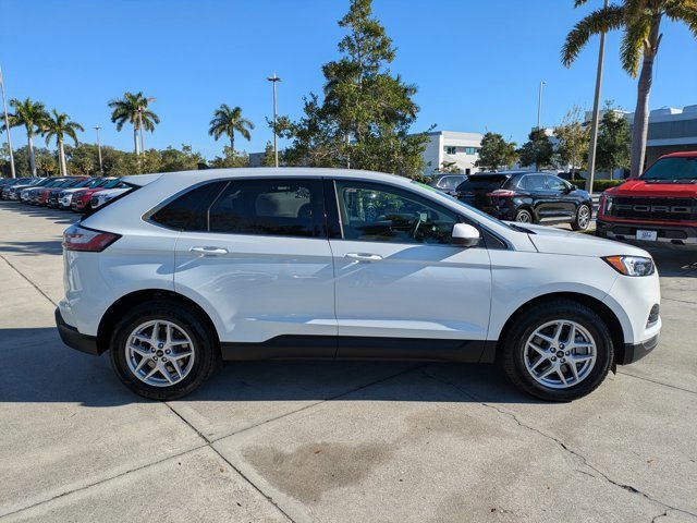 Certified 2024 Ford Edge SEL w/ Convenience Package image 5