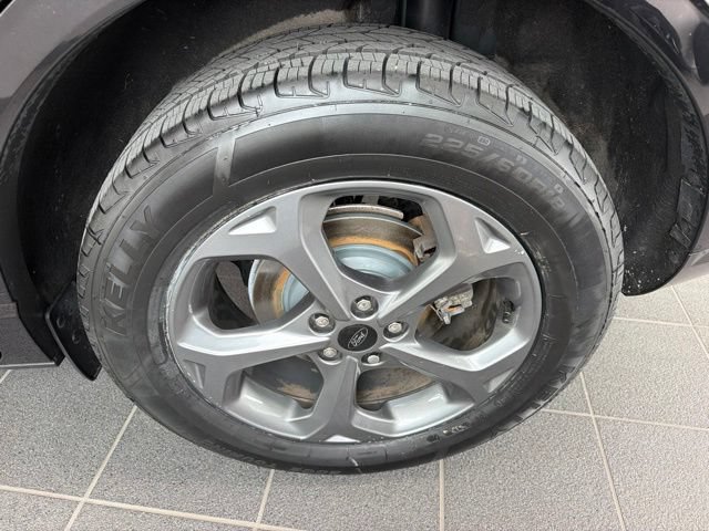 Certified 2024 Ford Escape ST-Line w/ Tech Pack #1 AWD/4WD image 5