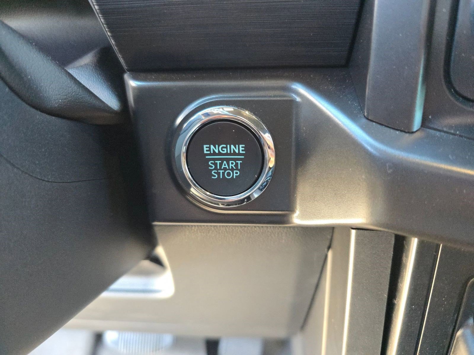 Certified 2024 Ford F150 XLT w/ Equipment Group 302A MID image 27