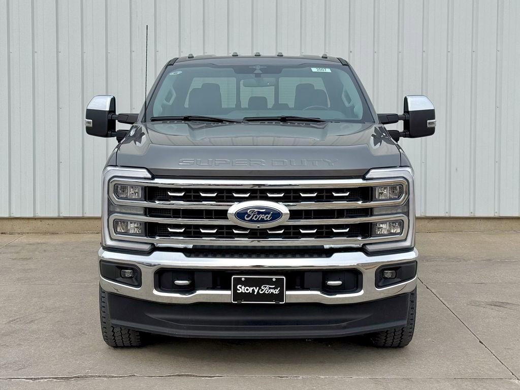 Certified 2023 Ford F350 Lariat w/ Chrome Package image 8