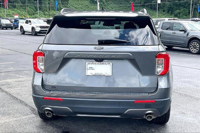 Certified 2022 Ford Explorer XLT w/ Equipment Group 202A RWD image 4