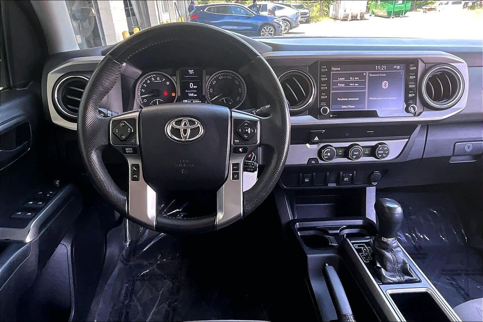 Used 2021 Toyota Tacoma SR5 RWD image 6