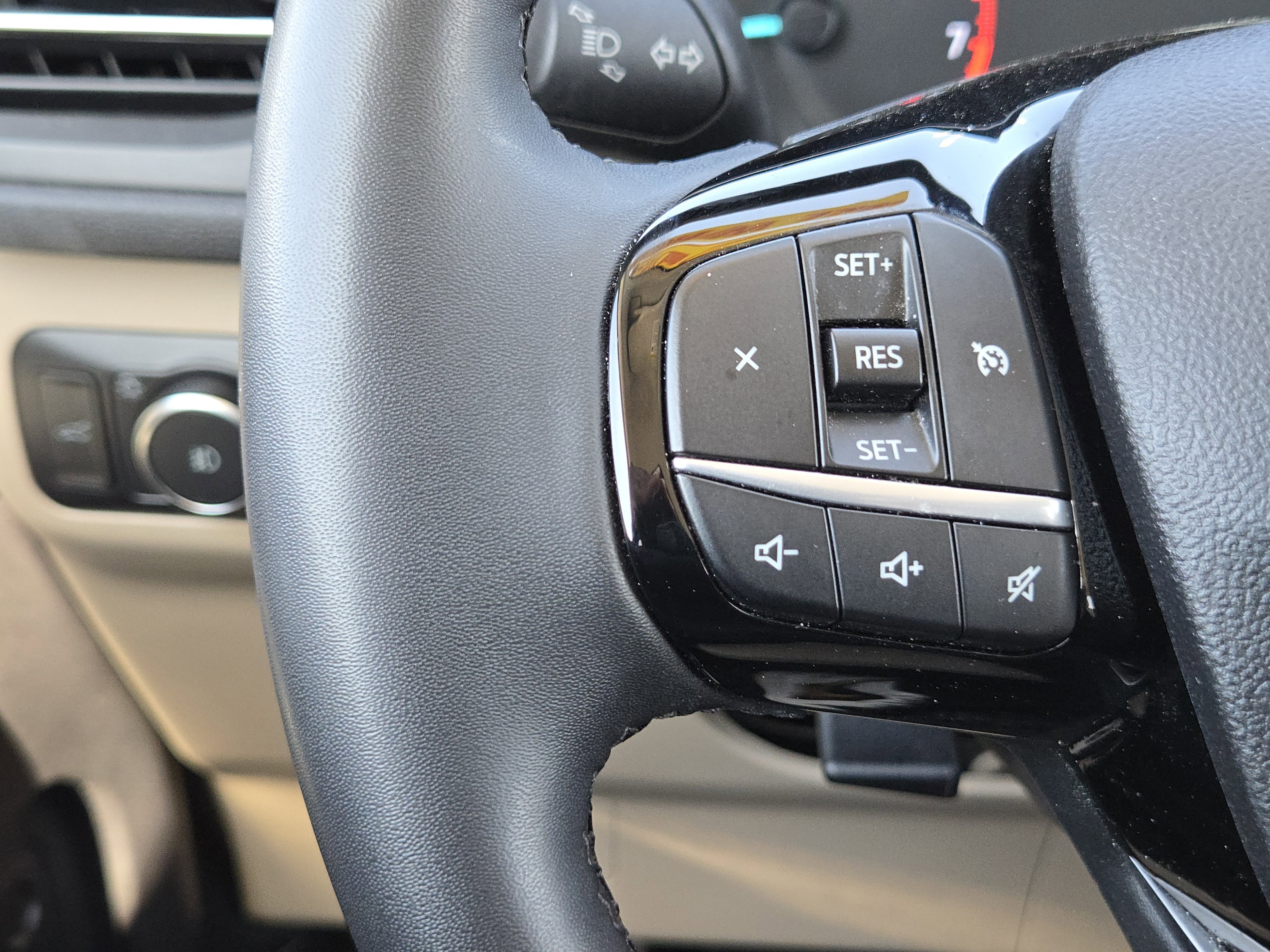 Certified 2022 Ford Escape SEL image 26