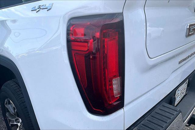 Used 2025 GMC Sierra 1500 SLT AWD/4WD image 31