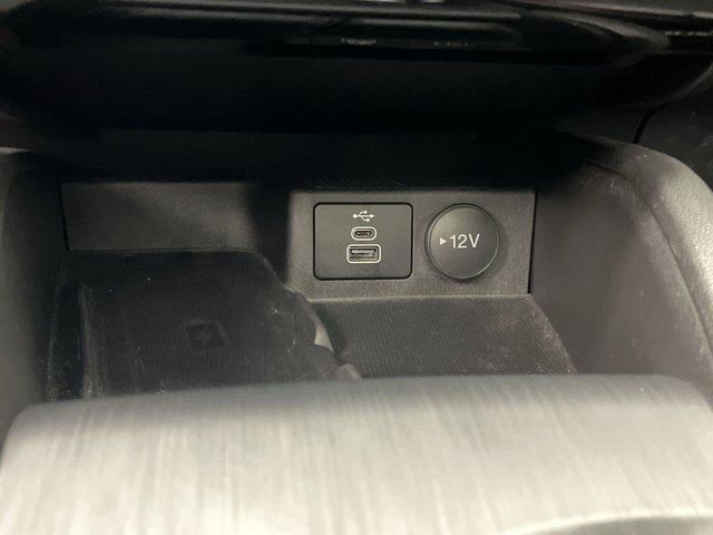Certified 2025 Ford Escape ST-Line Elite w/ Premium Technology Package AWD/4WD image 26