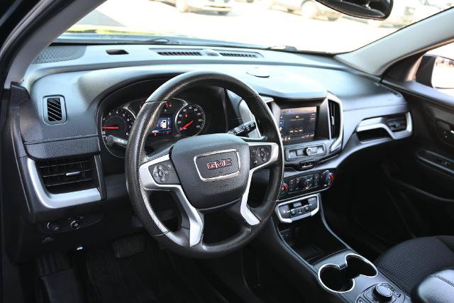 Used 2022 GMC Terrain SLE w/ Driver Convenience Package AWD/4WD image 18