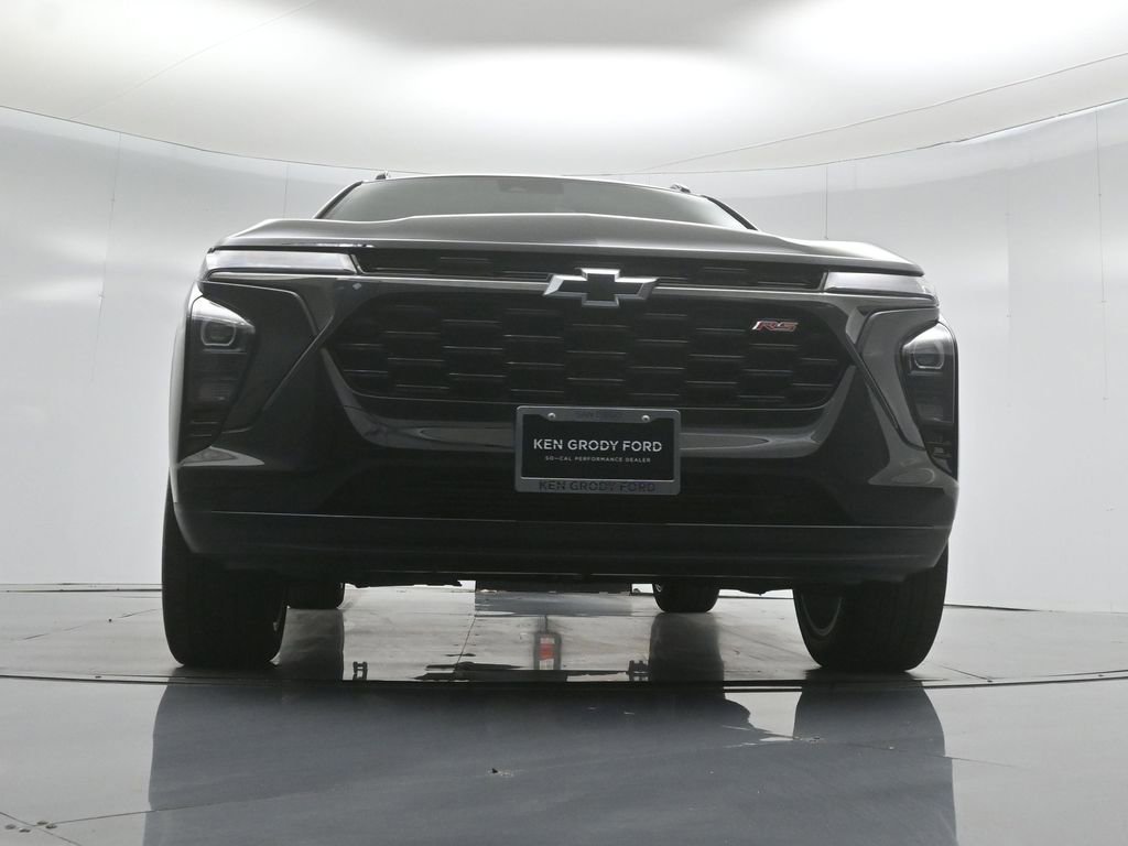 Used 2024 Chevrolet Trax RS w/ Sunroof Package FWD image 41