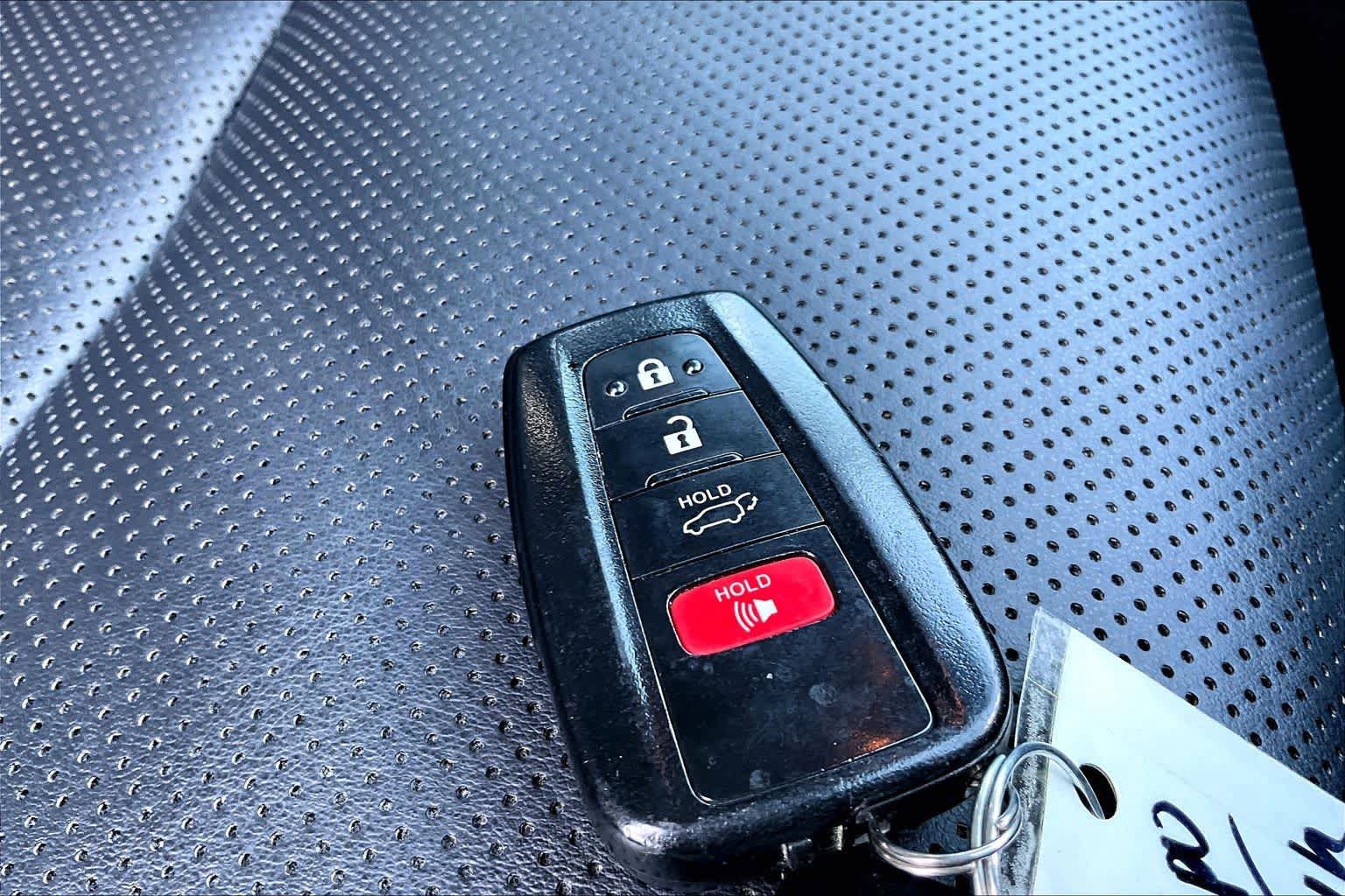 Used 2020 Toyota RAV4 Limited w/ Limited Grade Weather Package AWD/4WD image 15