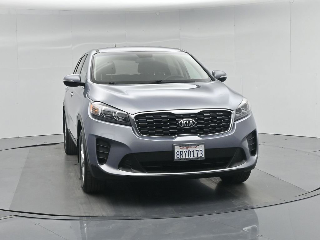 Used 2020 Kia Sorento LX image 3
