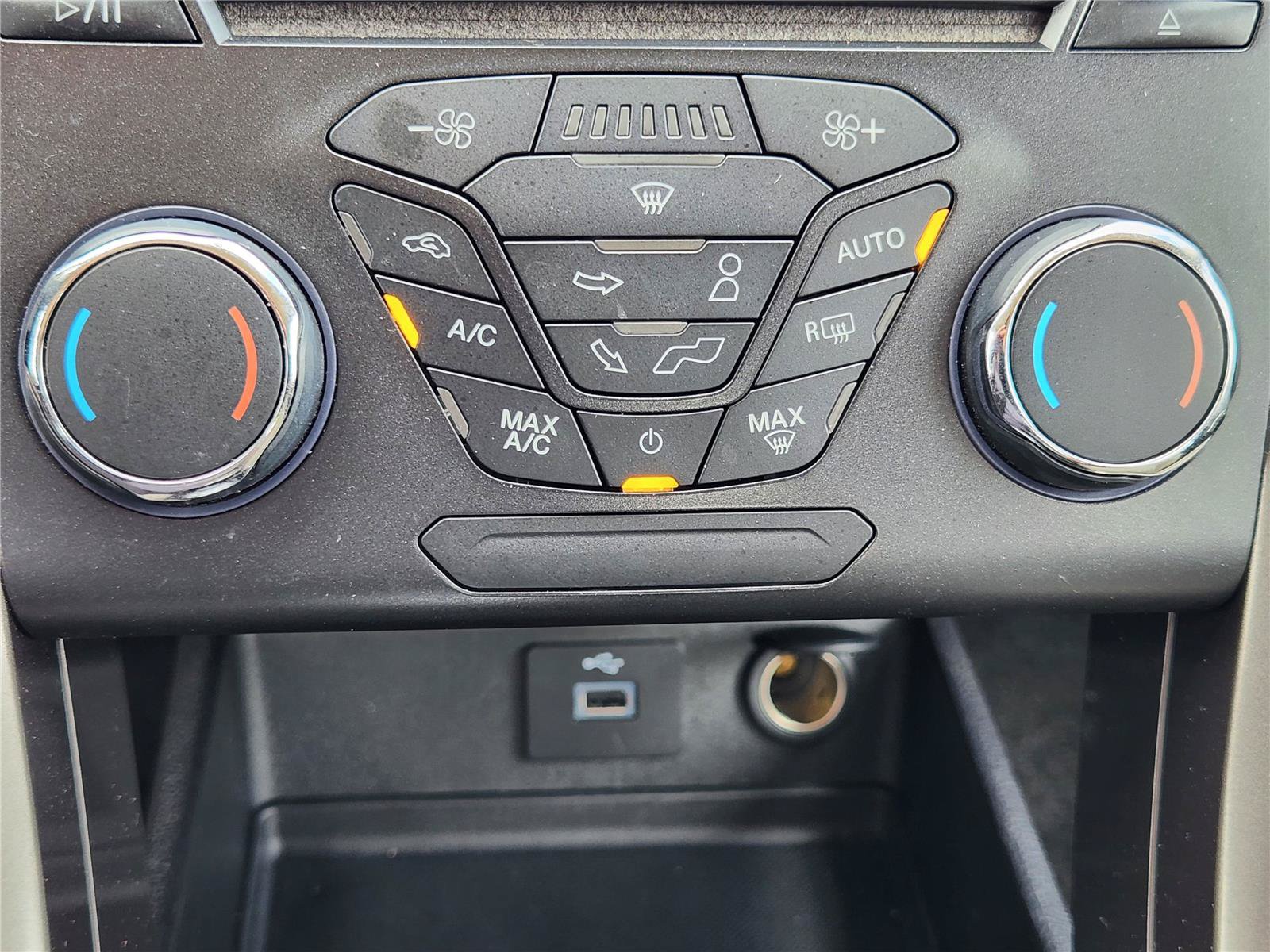 Certified 2018 Ford Fusion S FWD image 16