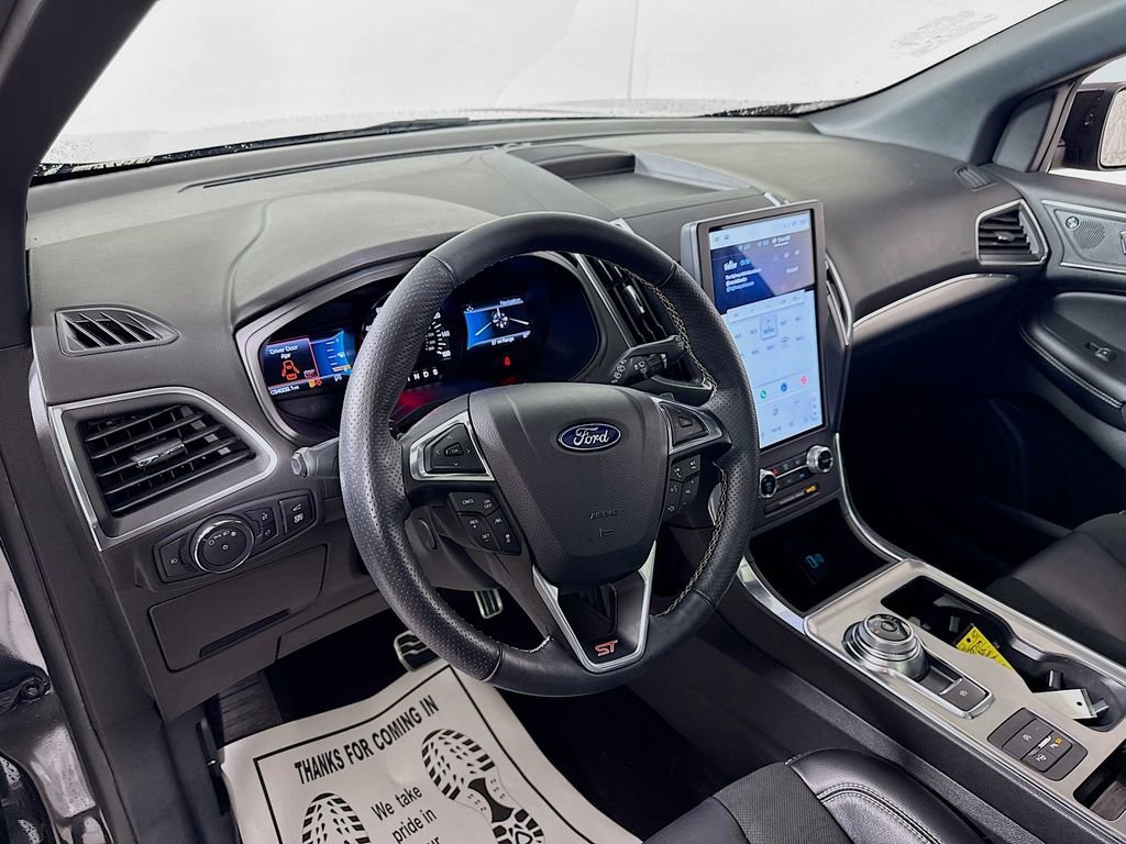 Certified 2022 Ford Edge ST w/ Equipment Group 401A image 14