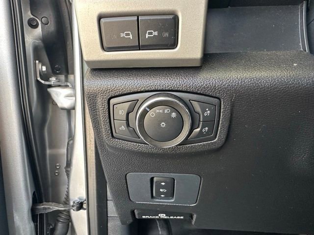 Certified 2022 Ford F250 Lariat w/ Black Appearance Package AWD/4WD image 25