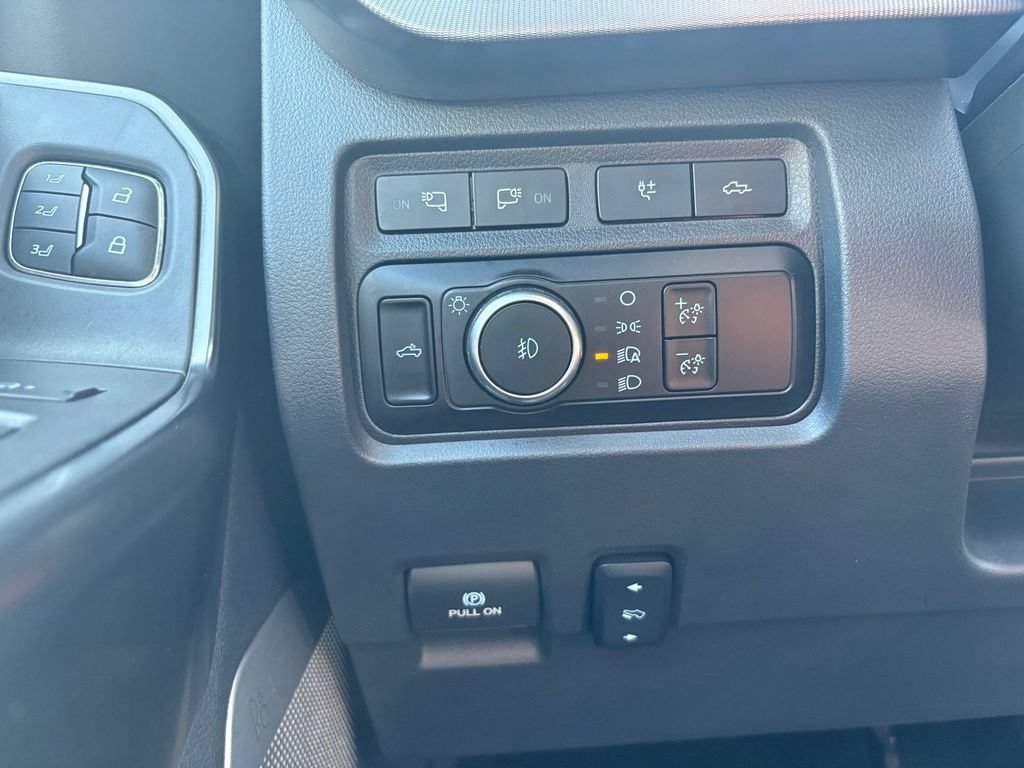 Certified 2024 Ford F350 Platinum AWD/4WD image 31