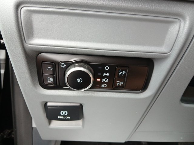 Certified 2025 Ford F150 XLT w/ Equipment Group 301A Standard AWD/4WD image 18