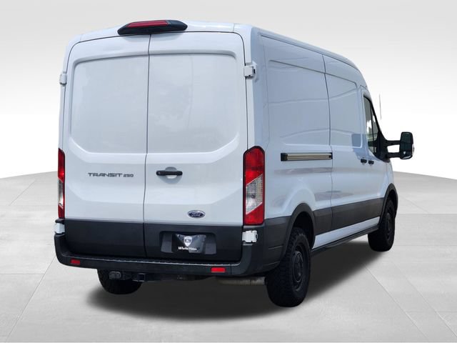 Certified 2022 Ford Transit 250 Medium Roof RWD image 9