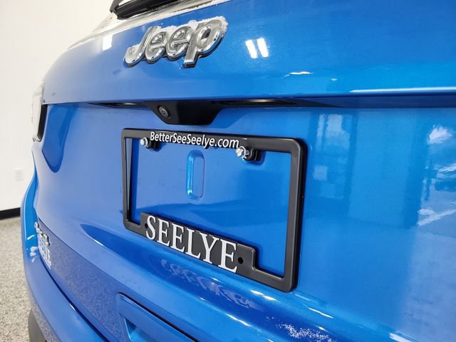 Used 2024 Jeep Compass Latitude w/ Convenience Group image 28