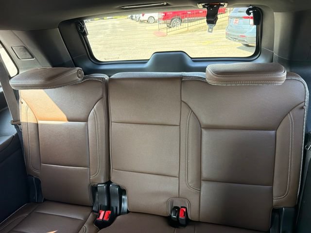 Used 2023 Chevrolet Tahoe High Country AWD/4WD image 22