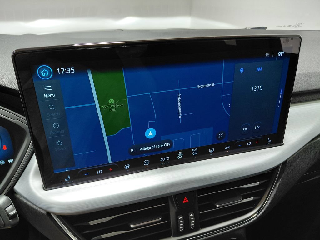 Certified 2025 Ford Escape Platinum AWD/4WD image 8