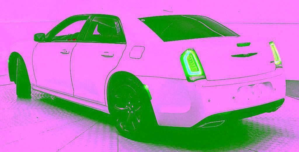 Used 2023 Chrysler 300 Touring L w/ Comfort Group RWD image 4
