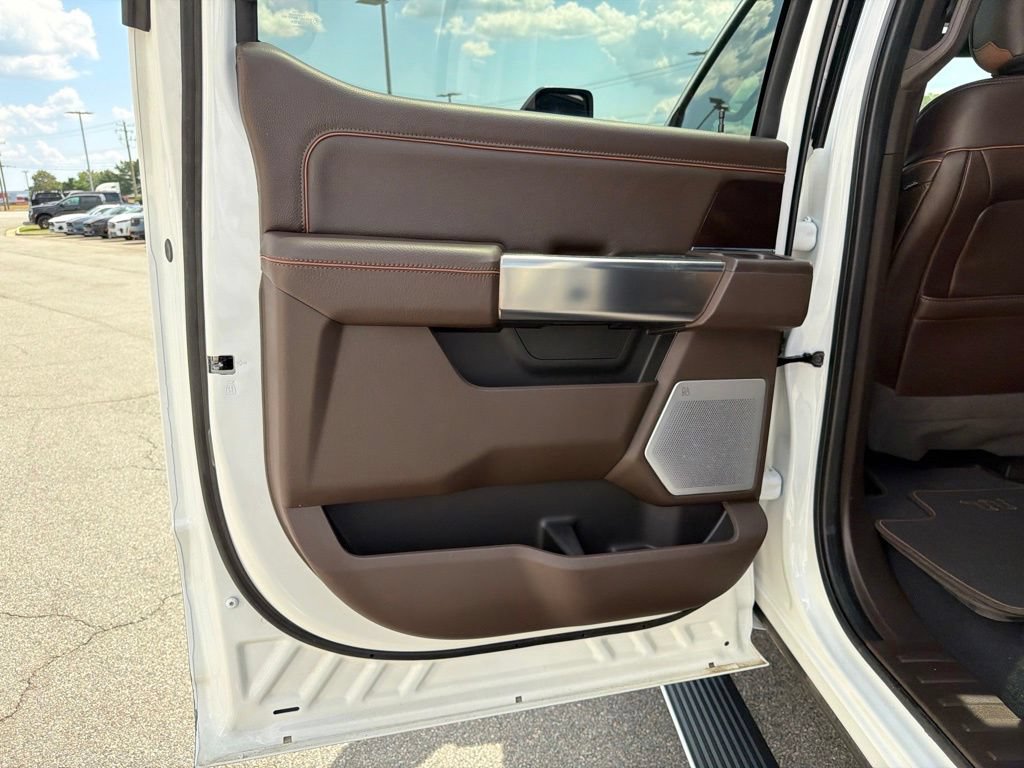 Certified 2024 Ford F250 King Ranch AWD/4WD image 18