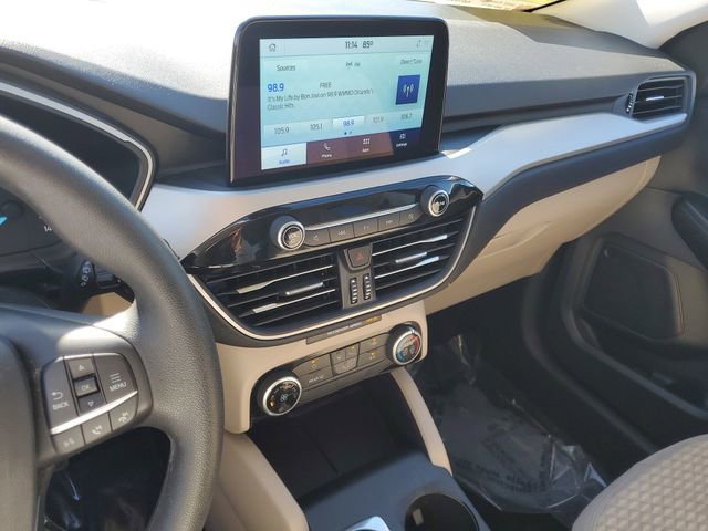 Certified 2022 Ford Escape SE w/ SE Sport Appearance Package image 25