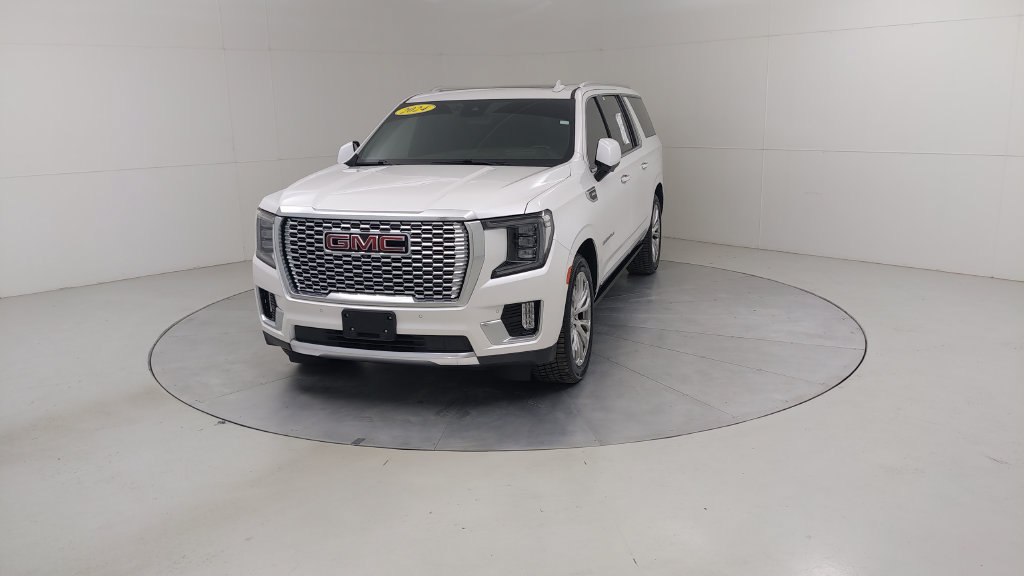 Used 2024 GMC Yukon XL Denali w/ Denali Reserve Package AWD/4WD image 11