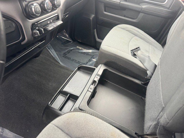 Used 2024 RAM 3500 Big Horn image 24