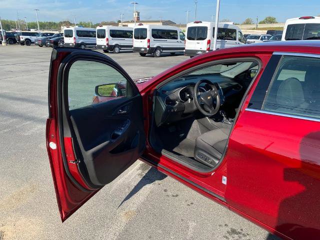 Used 2024 Chevrolet Malibu LT image 9