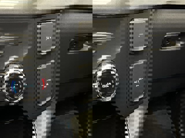 Certified 2022 Ford F150 XLT w/ Equipment Group 302A High image 28