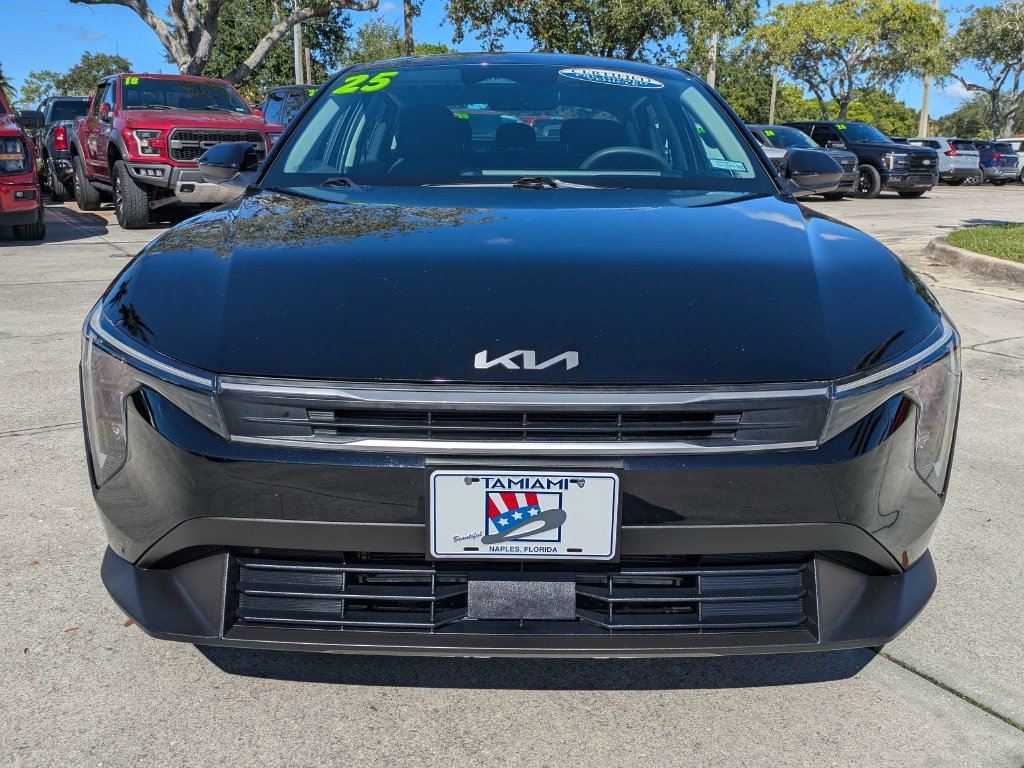 Used 2025 Kia K4 FWD image 8