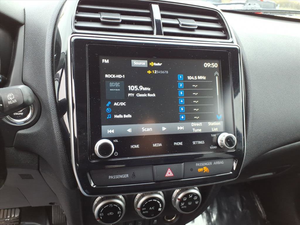 Used 2024 Mitsubishi Outlander Sport SE image 17