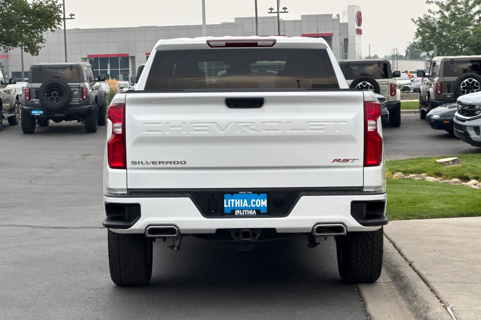 Used 2022 Chevrolet Silverado 1500 RST AWD/4WD image 7