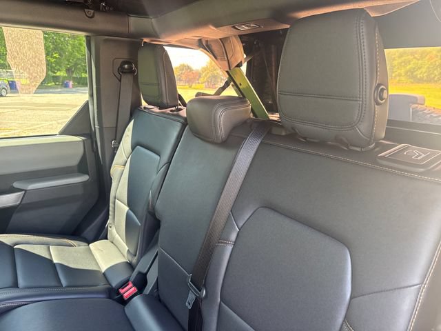 Certified 2022 Ford Bronco Badlands w/ Sasquatch Package AWD/4WD image 25