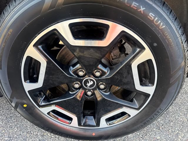 Certified 2024 Ford Bronco Sport Outer Banks w/ Tech Package AWD/4WD image 12