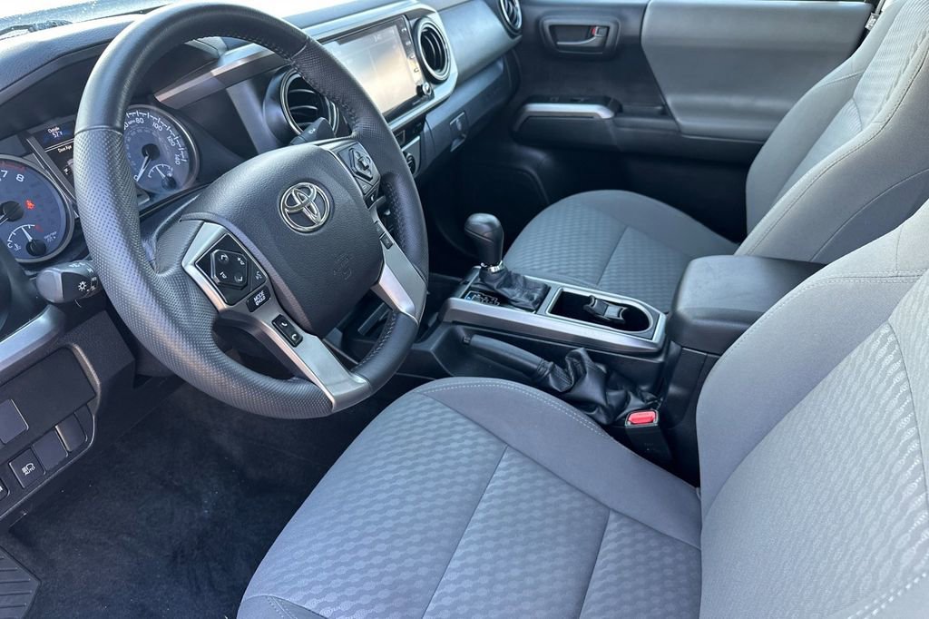 Used 2021 Toyota Tacoma SR5 w/ Blackout Package (TMS) image 12