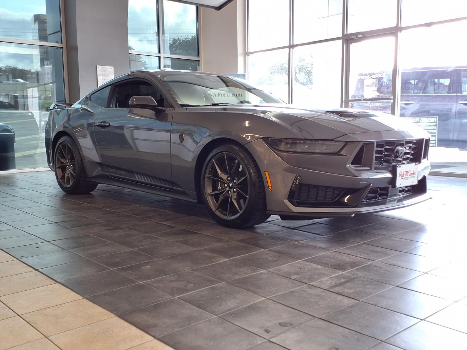 Certified 2025 Ford Mustang Dark Horse RWD image 4