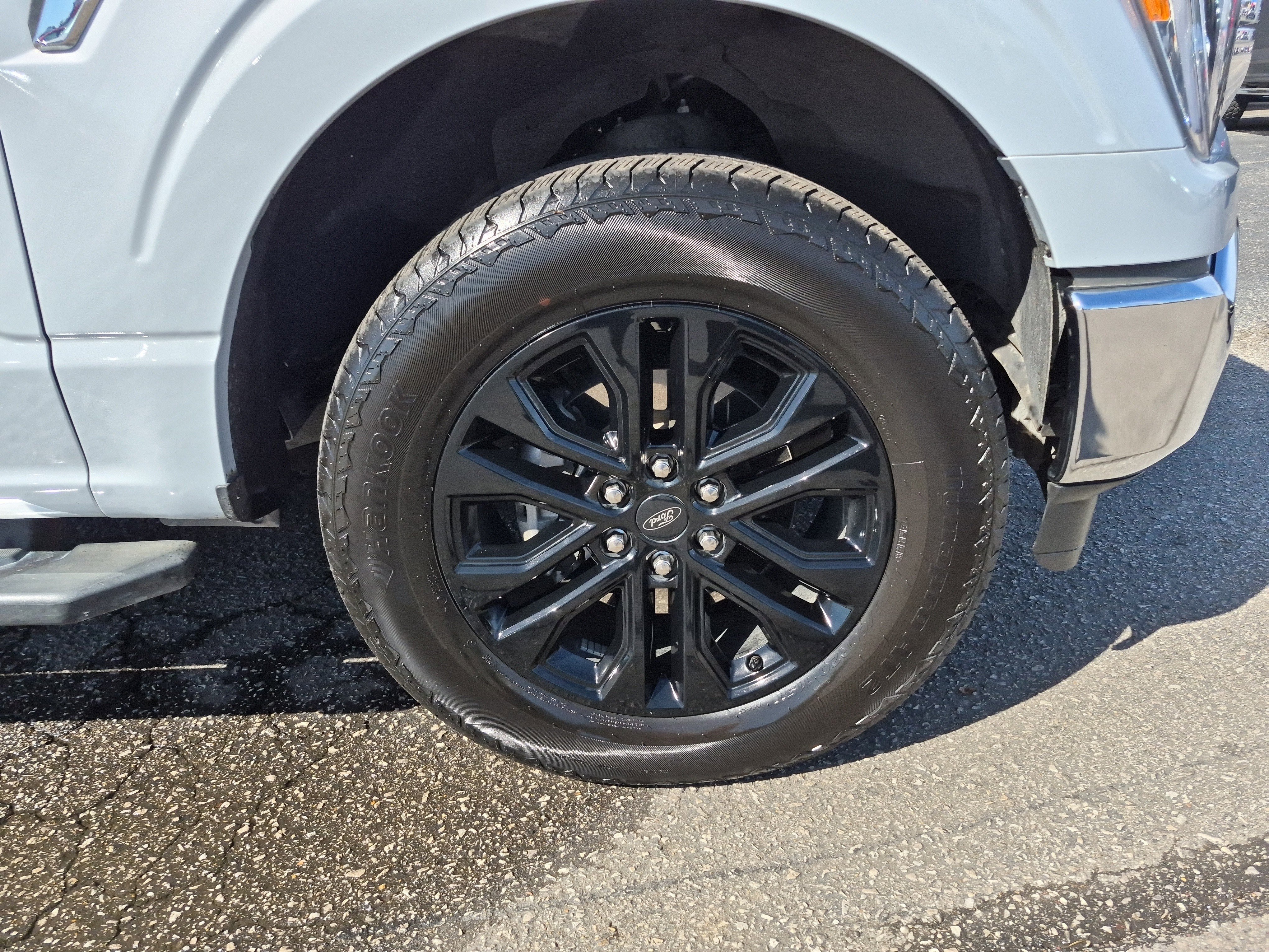 Certified 2022 Ford F150 XLT w/ Equipment Group 302A High image 13