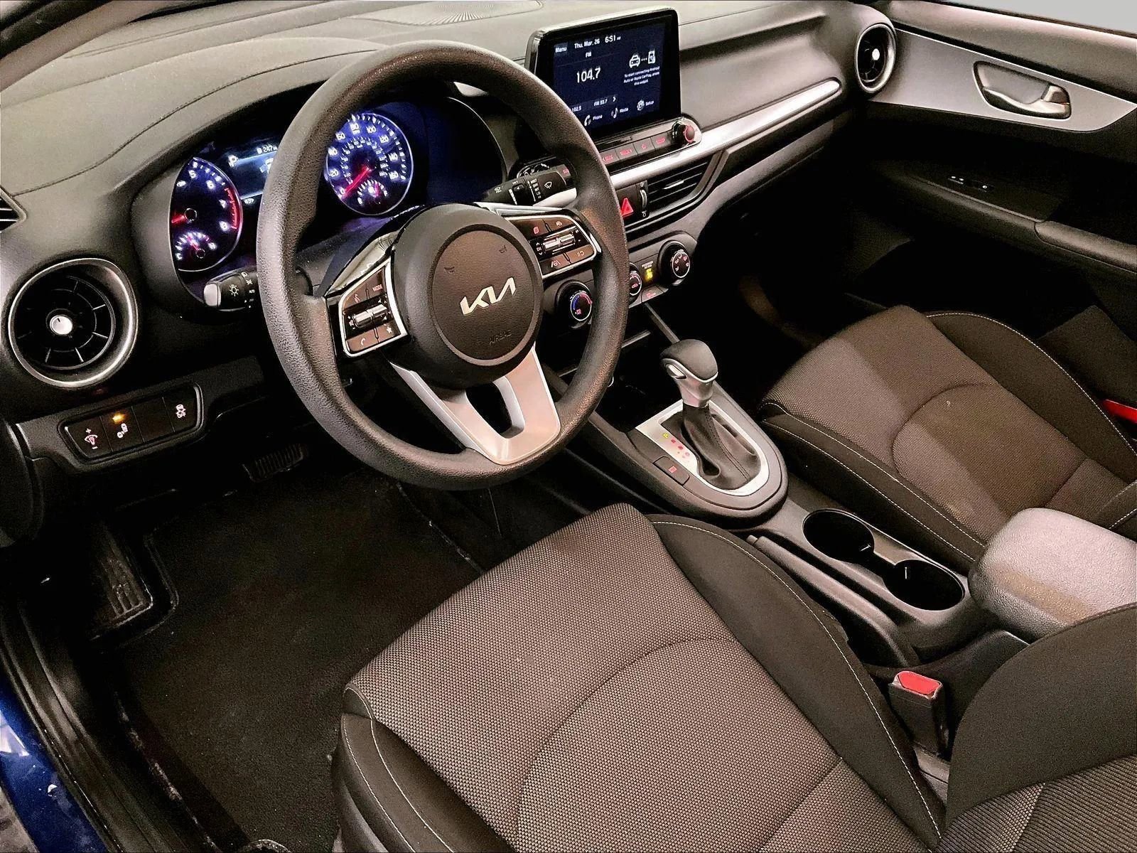 Used 2023 Kia Forte LXS w/ LXS Technology Package FWD image 12