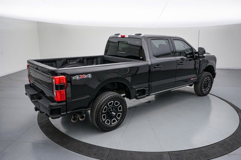 Certified 2025 Ford F350 Platinum AWD/4WD image 5