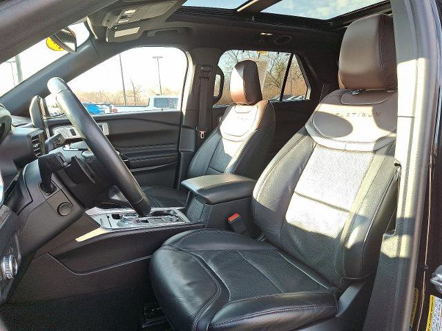 Certified 2021 Ford Explorer Platinum w/ Equipment Group 601A image 14