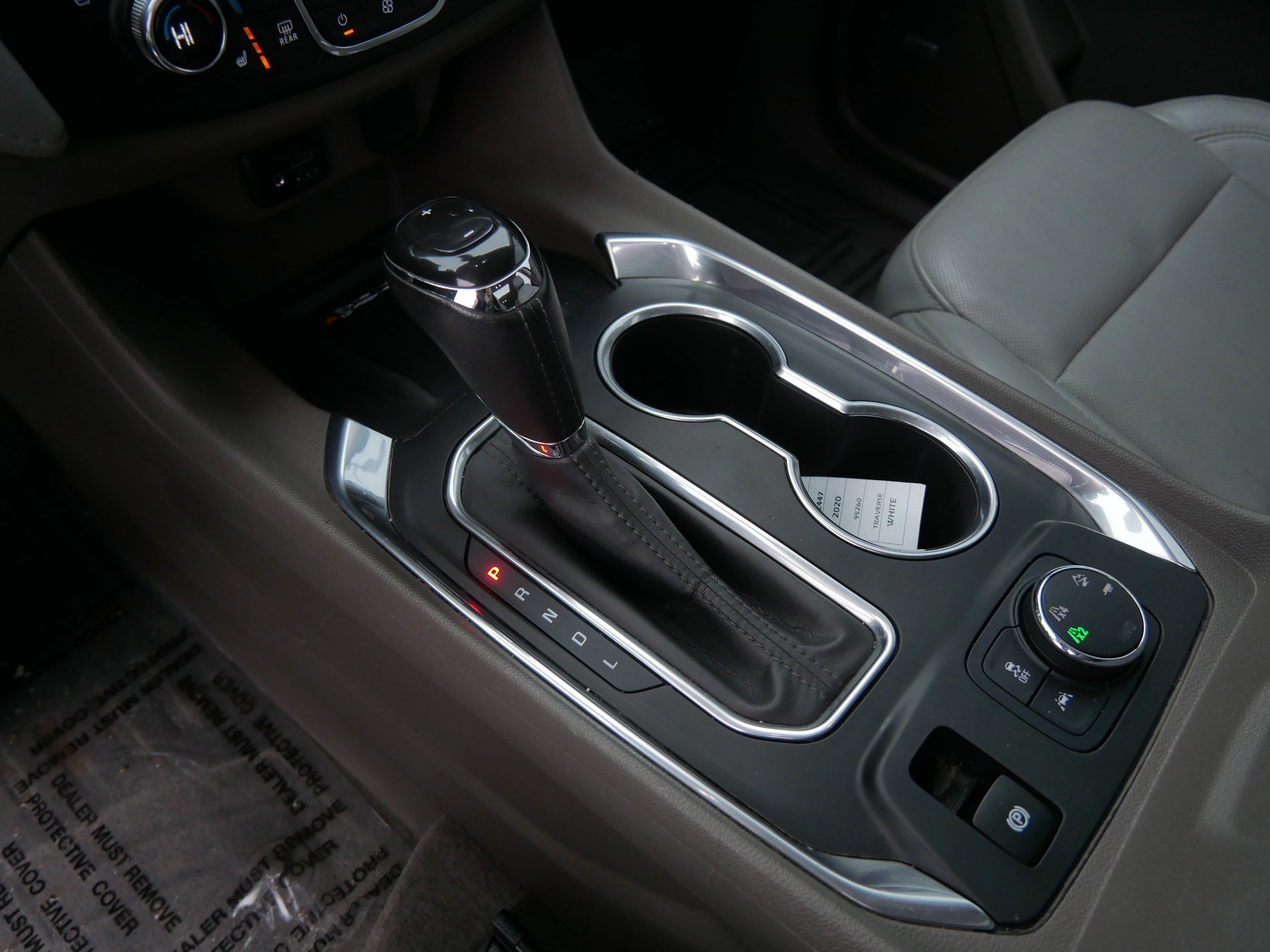 Used 2020 Chevrolet Traverse Premier image 24